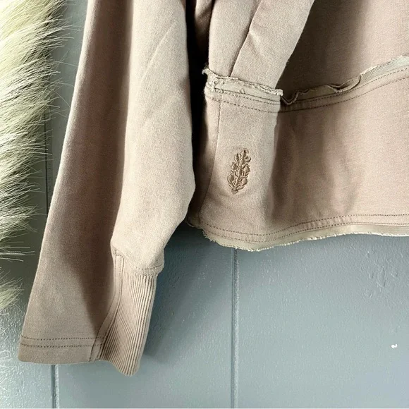 Free People Pullover Activewear Crewneck (SOLD ‼️) - Picture 4 of 4